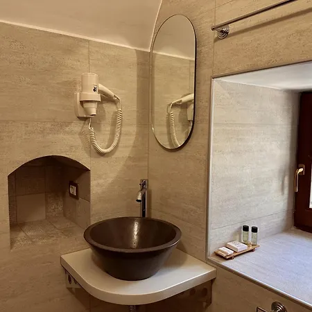 Kalemi Twin Boutique Hotel