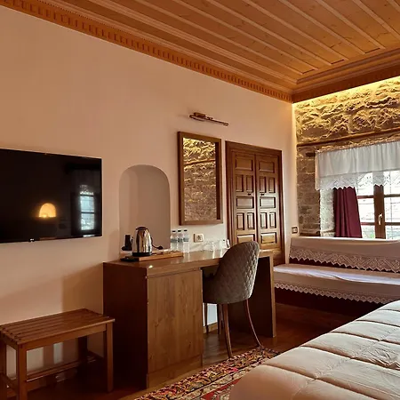 Kalemi Twin Boutique