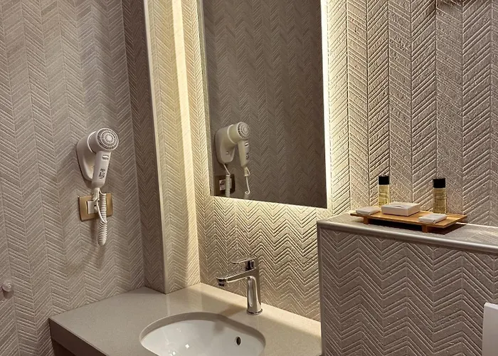 Kalemi Twin Boutique Hotel