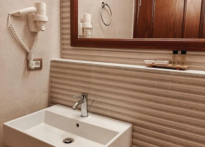 Kalemi Twin Boutique Hotel 3*